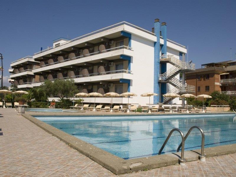 Hotel River Palace Terracina Eksteriør bilde