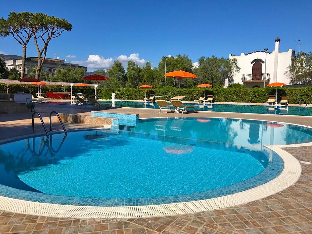 Hotel River Palace Terracina Eksteriør bilde